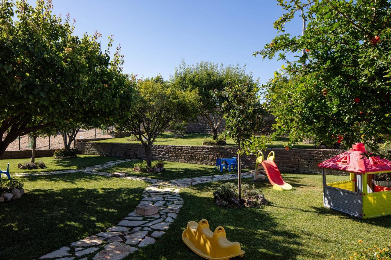 Villa Natura - With Private Heated Pool Tria Monastiria Kültér fotó